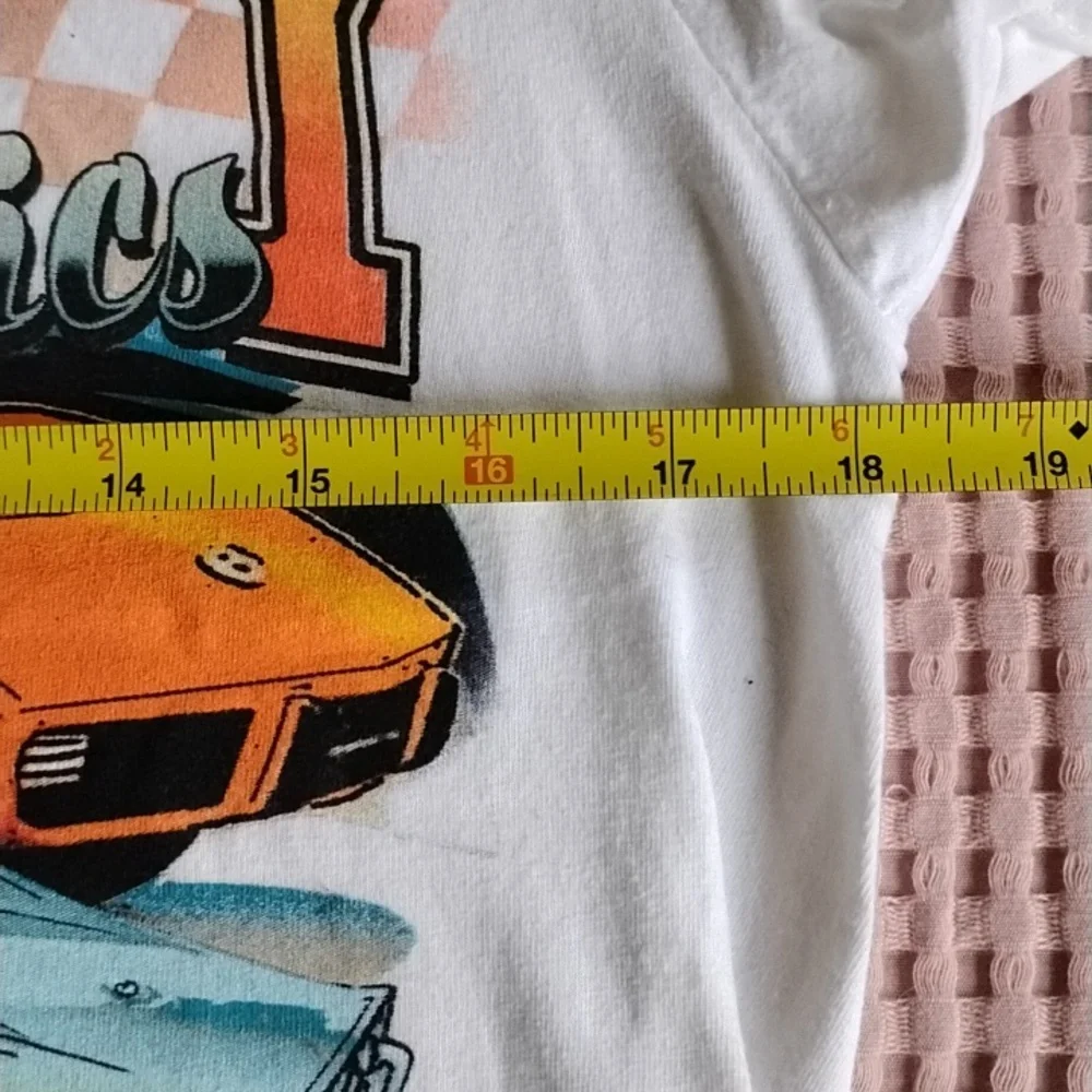 🌺💙 Set of 2 Graphic T-Shirts with Car Designs